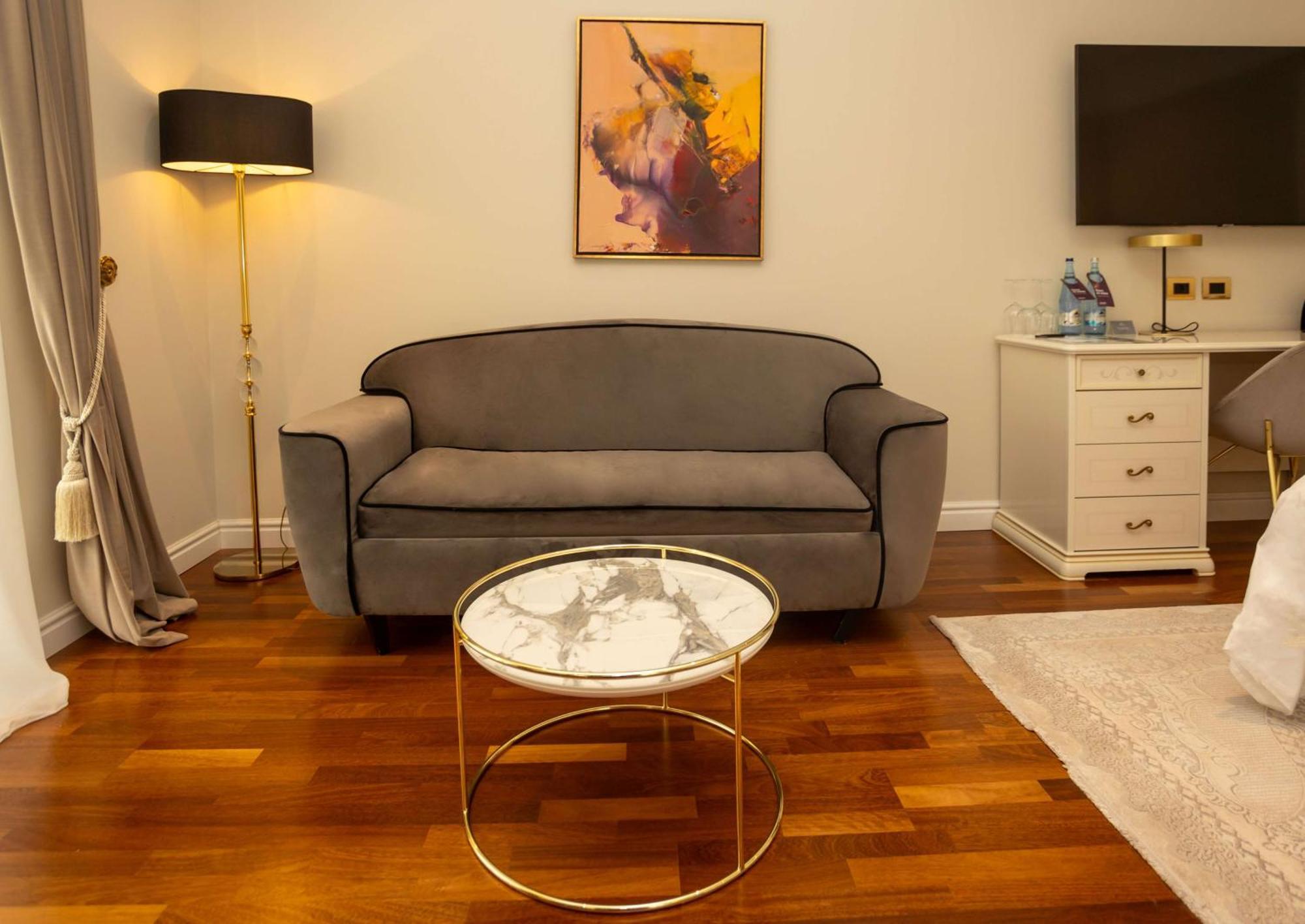 Radisson Collection Morina Hotel, Tirana Selita e Vogel ภายนอก รูปภาพ